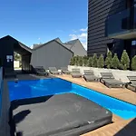 Ramu Ramu - Two-bedroom With Pool & Jacuzzi Appartement Palanga