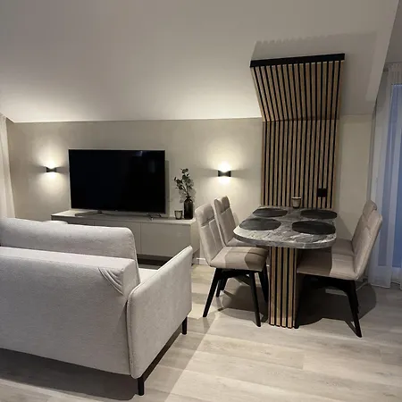 Apartment Ramu Ramu - Two-bedroom With Pool & Jacuzzi