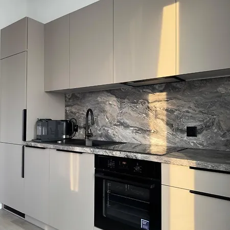 Ramu Ramu - Two-bedroom With Pool & Jacuzzi Apartment Palanga
