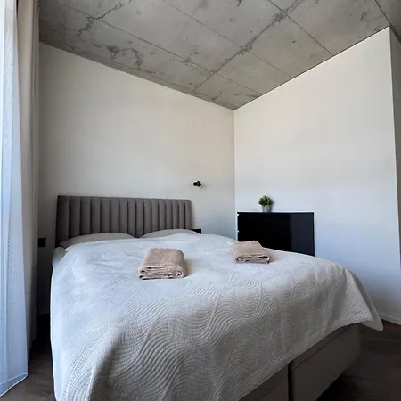 Ramu Ramu - Two-bedroom With Pool & Jacuzzi Lägenhet *