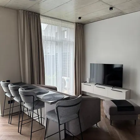Lägenhet Ramu Ramu - Two-bedroom With Pool & Jacuzzi Palanga