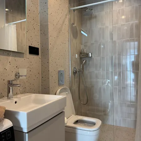 Ramu Ramu - Two-bedroom With Pool & Jacuzzi Lägenhet
