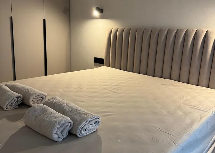 Ramu Ramu - Two-Bedroom Apartments With Pool & Jacuzzi *